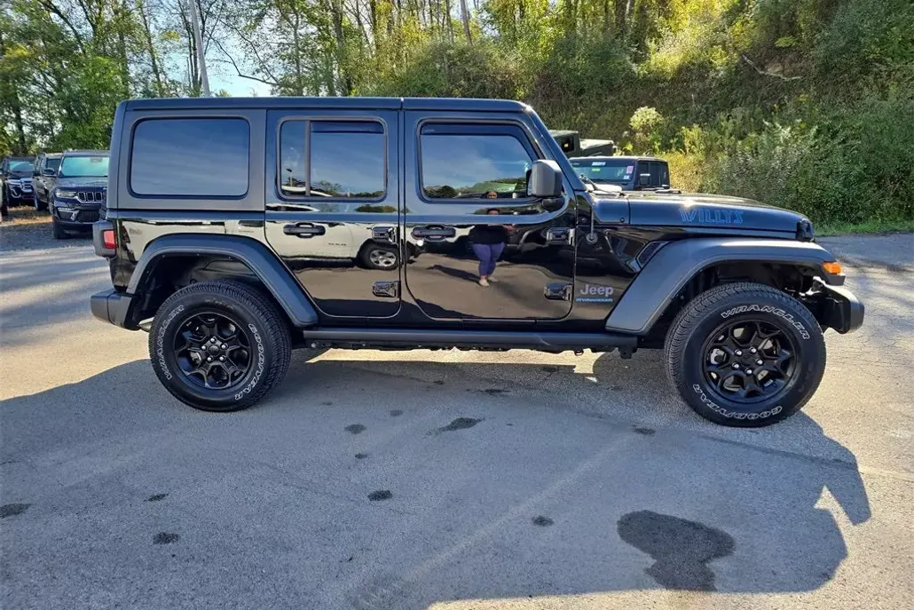 2023 Jeep Wrangler 4xe Willys photo 1