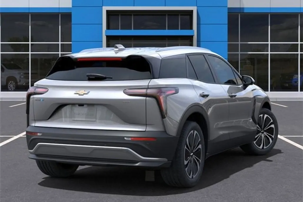 2024 Chevrolet Blazer EV photo 1
