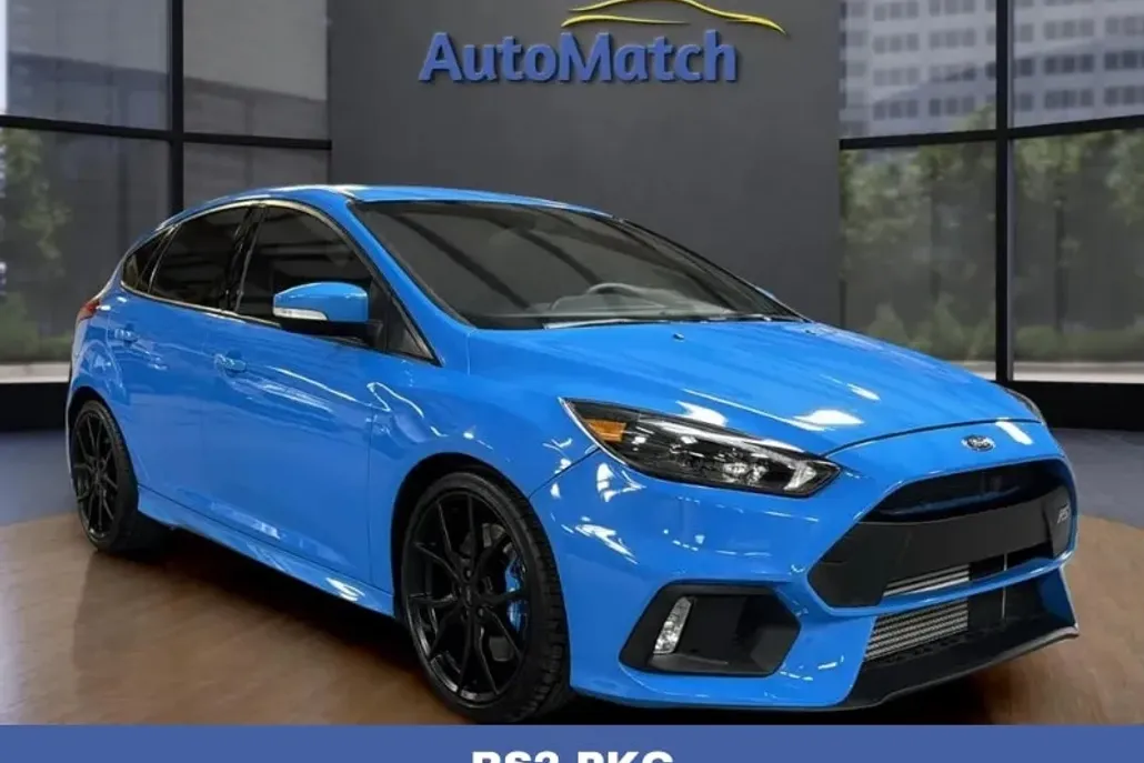 2017 Ford Focus RS photo 1