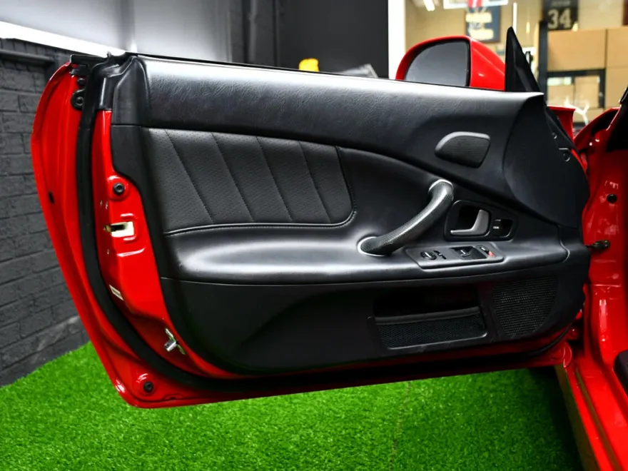 2005 Honda S2000 photo 14