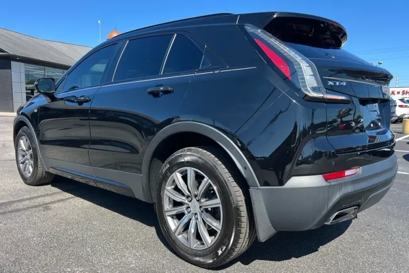 2019 Cadillac XT4 Sport photo 1