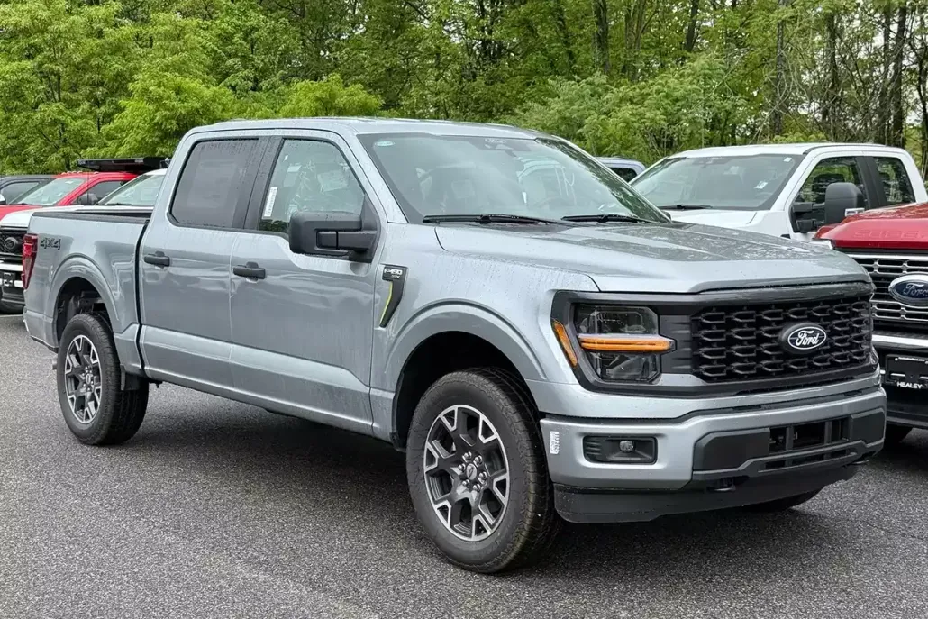 2025 Ford F-150 STX photo 1