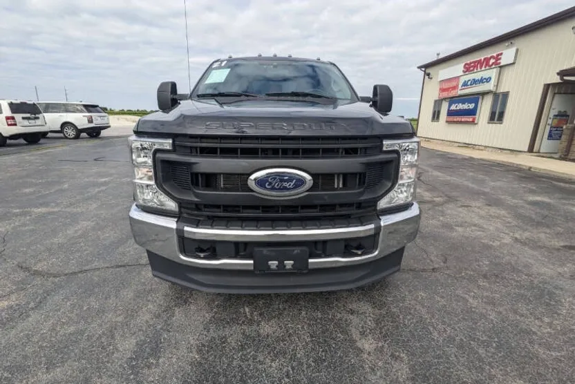 2021 Ford F-350 XL photo 1