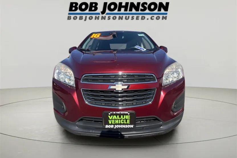 2016 Chevrolet Trax LS photo 1