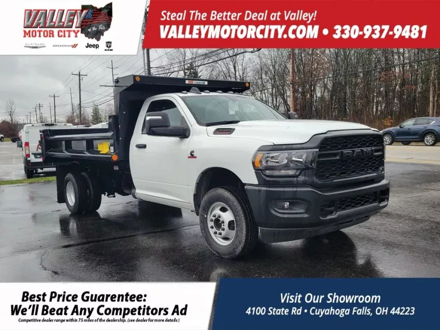 2023 Ram 3500 Tradesman photo 1