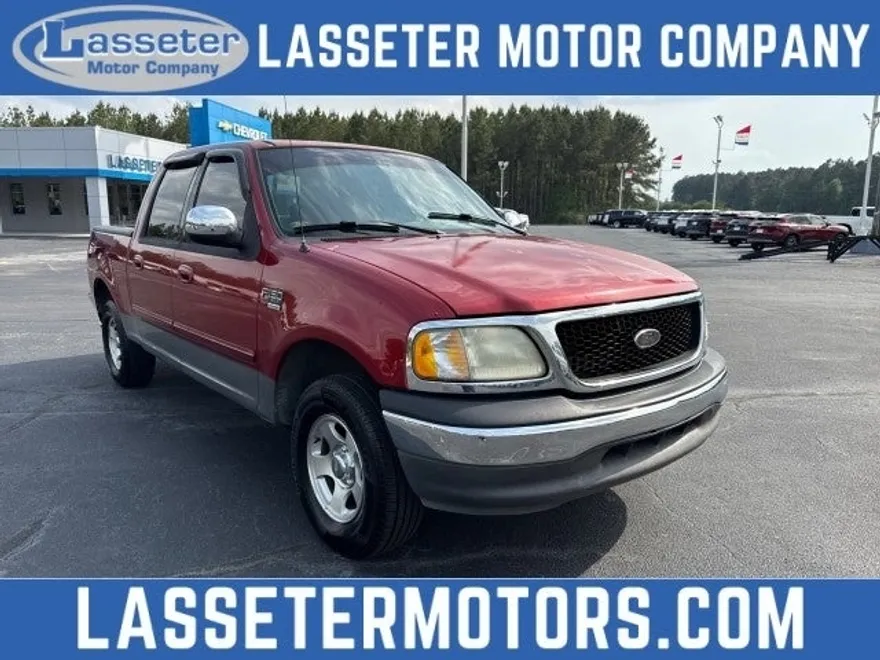 2002 Ford F-150 XLT photo 1