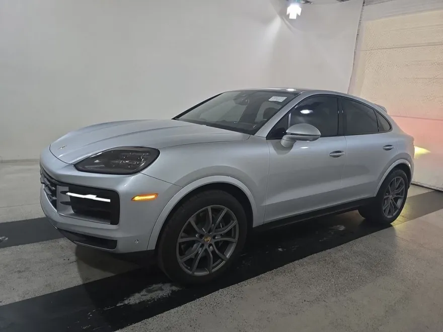 2024 Porsche Cayenne Coupe Base photo 1