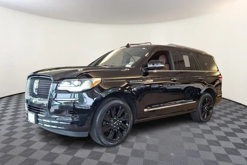 2024 Lincoln Navigator Reserve photo 1