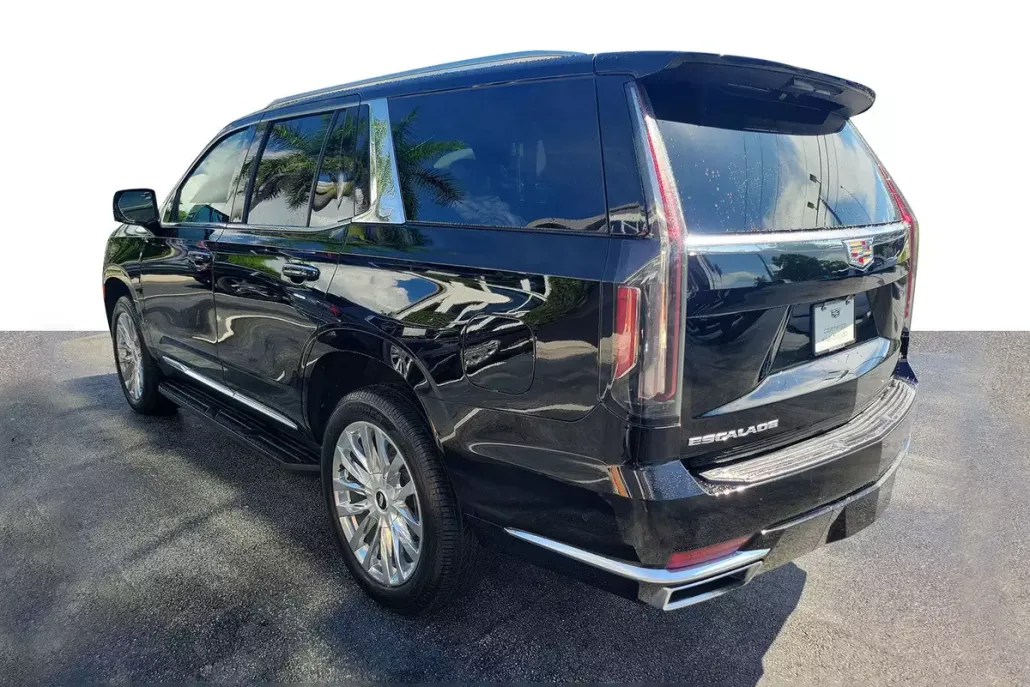 2023 Cadillac Escalade Premium Luxury photo 1