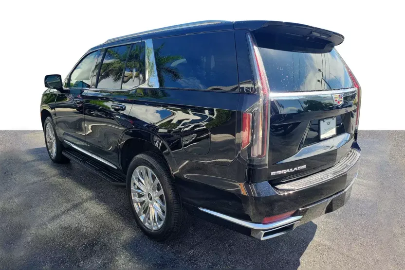 2023 Cadillac Escalade Premium Luxury photo 1