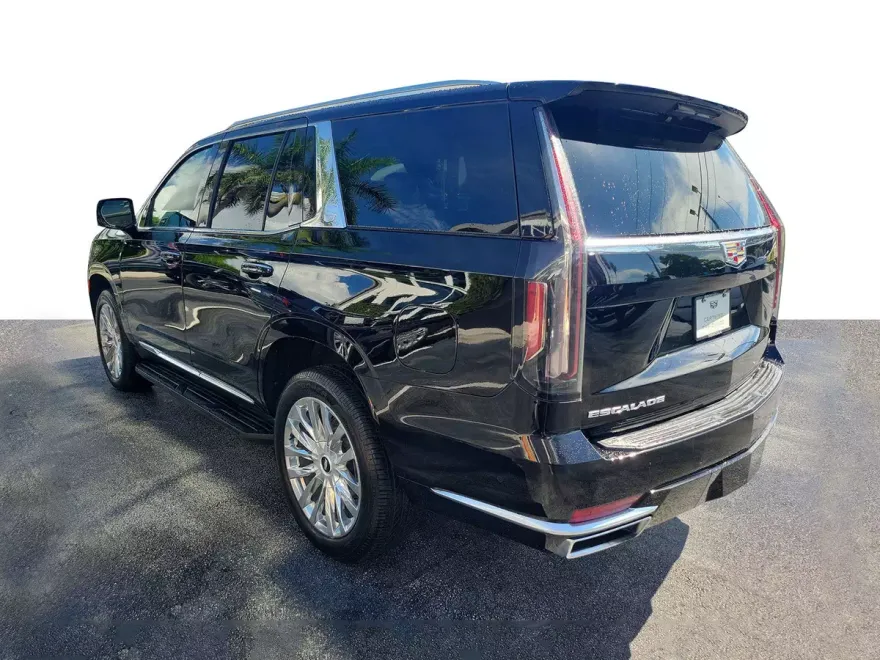 2023 Cadillac Escalade Premium Luxury photo 1