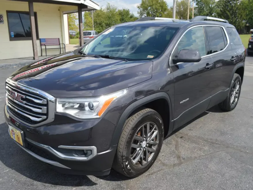 2017 Gmc Acadia SLT photo 1