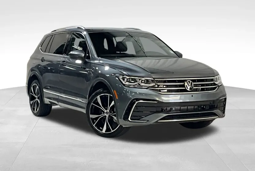 2022 Volkswagen Tiguan SEL Premium R-Line photo 1
