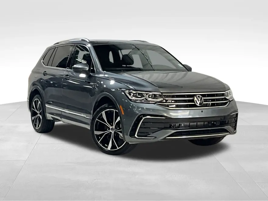 2022 Volkswagen Tiguan SEL Premium R-Line photo 1