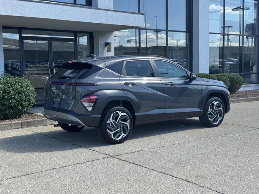 2026 Hyundai Kona SEL photo 1