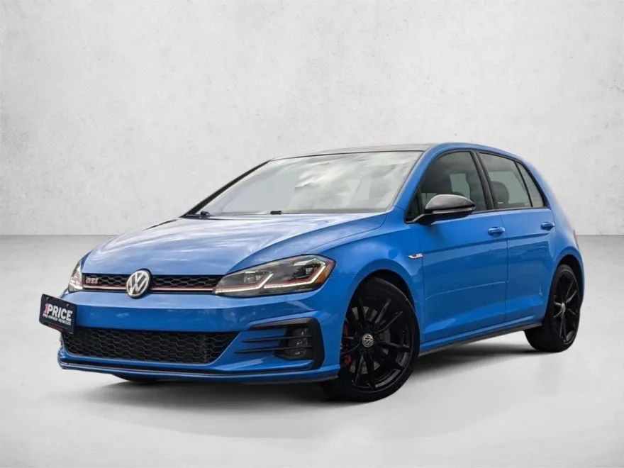 2021 Volkswagen Golf S photo 1