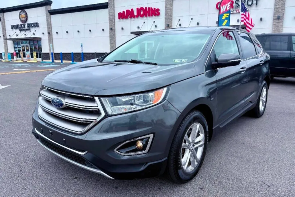 2015 Ford Edge SEL photo 1