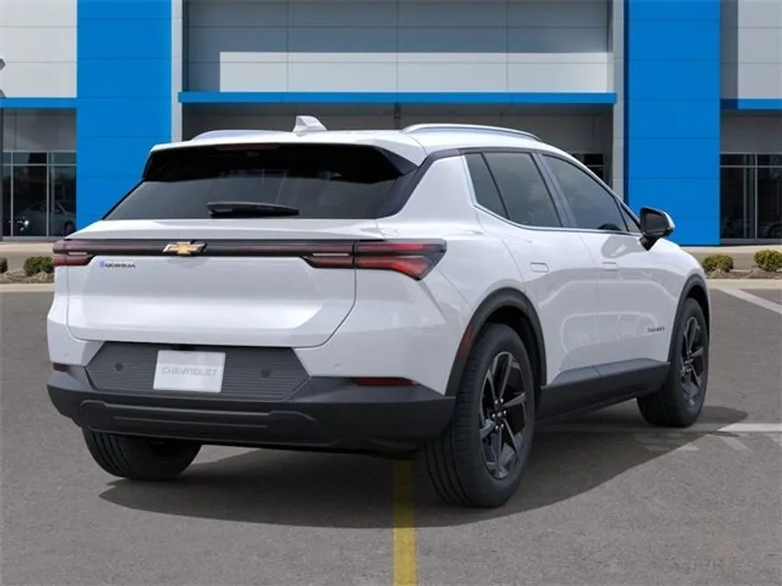 2026 Chevrolet Equinox EV 1LT photo 1