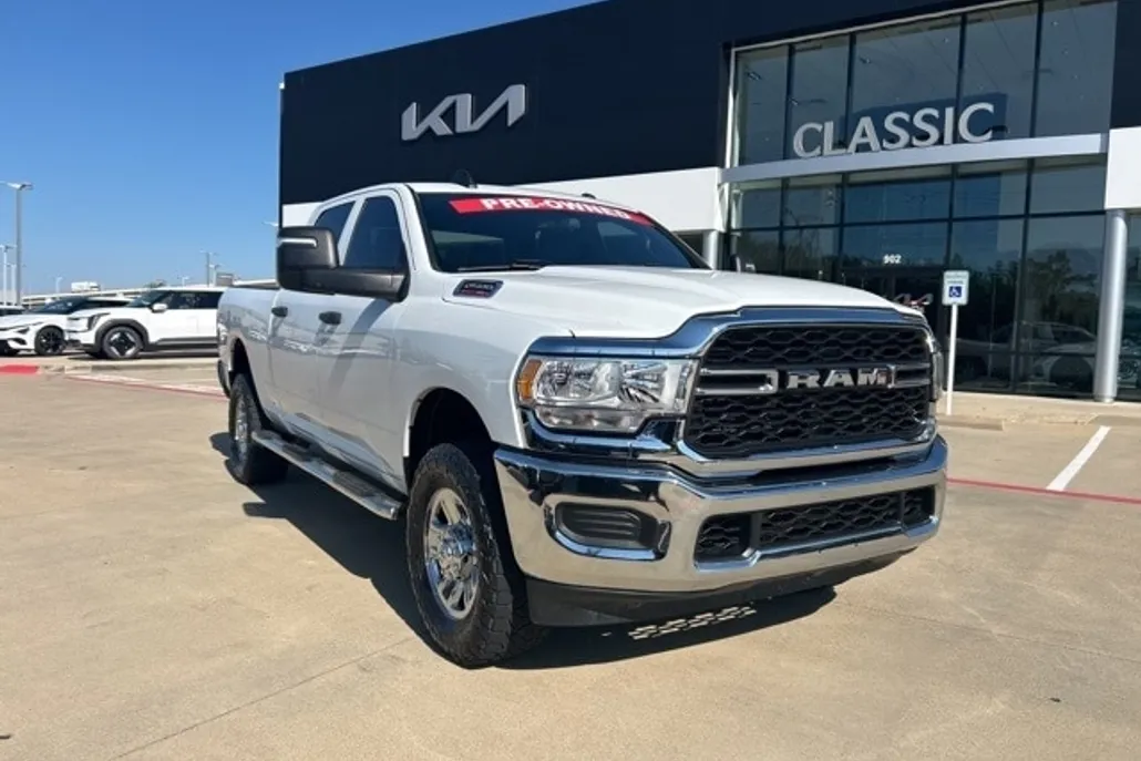 2024 Ram 2500 Tradesman photo 1