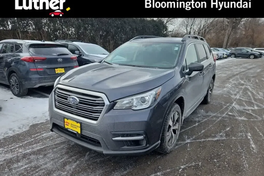 2019 Subaru Ascent Premium photo 1