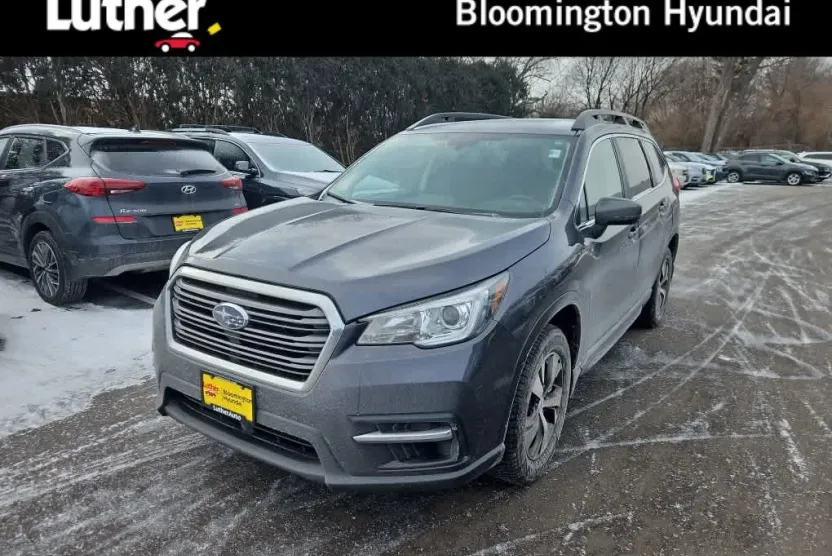 2019 Subaru Ascent Premium photo 1