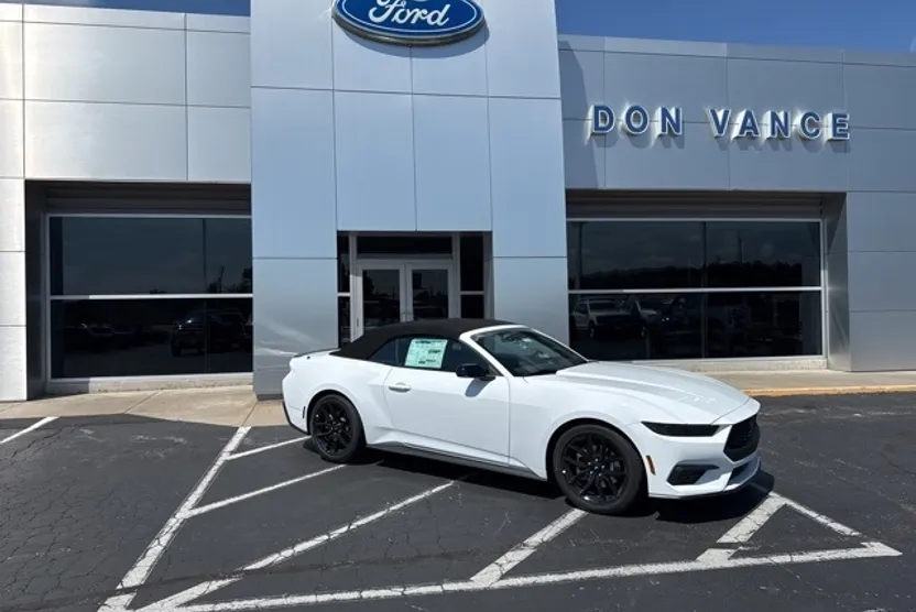 2025 Ford Mustang EcoBoost Premium Convertible photo 1