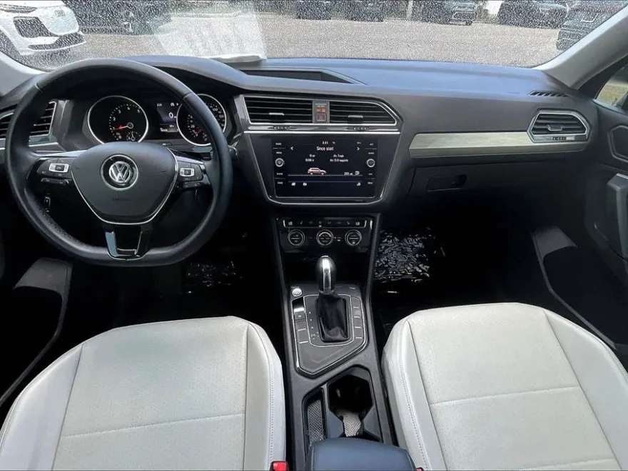 2019 Volkswagen Tiguan SE photo 1