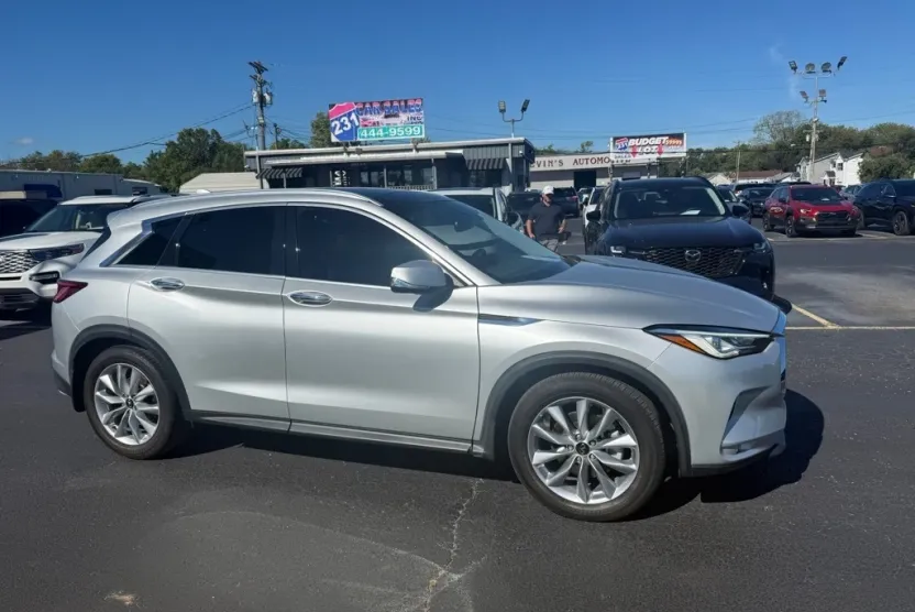 2021 Infiniti QX50 Luxe photo 1