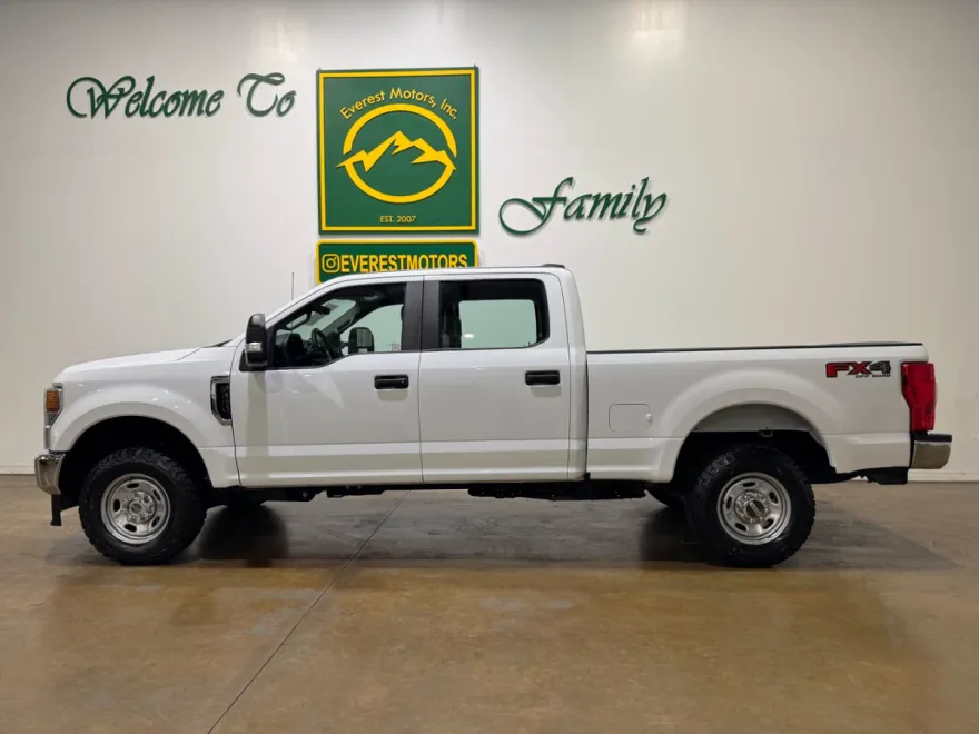 2022 Ford F-250 XL photo 1