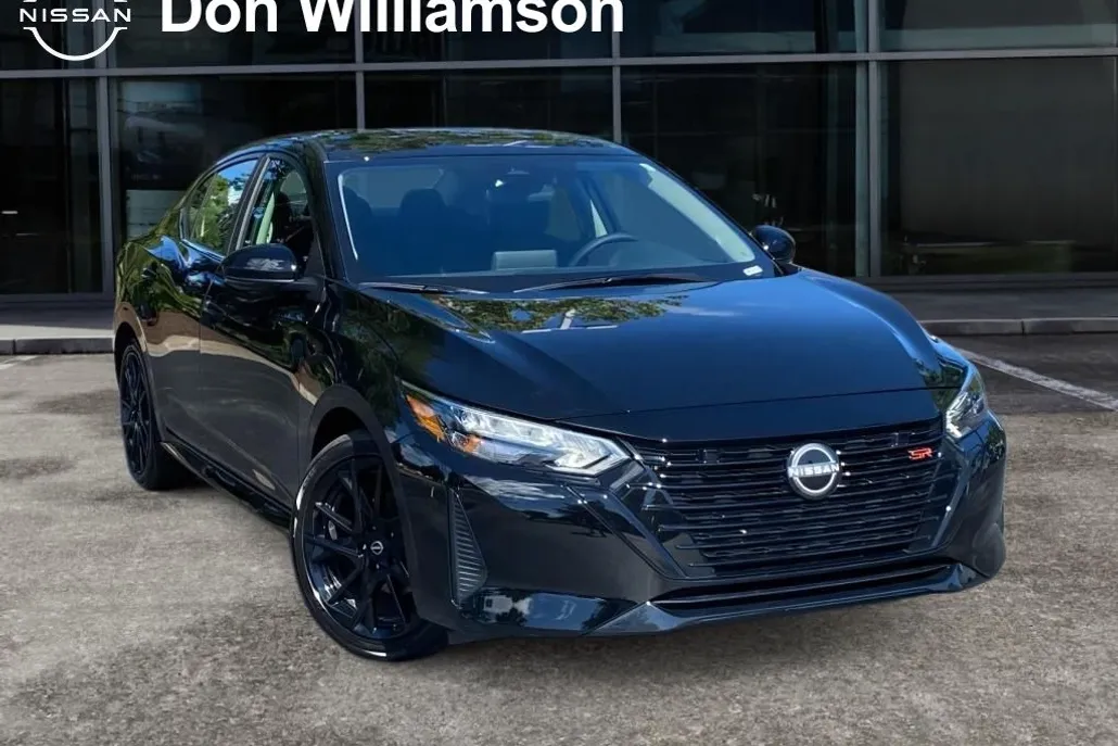 2025 Nissan Sentra SR photo 1