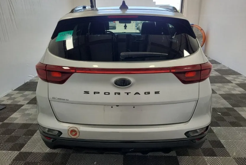 2021 Kia Sportage S photo 1