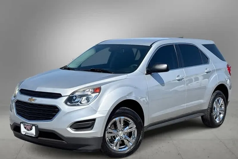 2017 Chevrolet Equinox LS photo 1