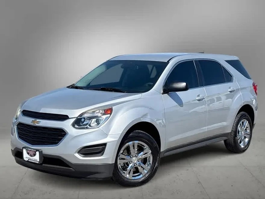 2017 Chevrolet Equinox LS photo 1