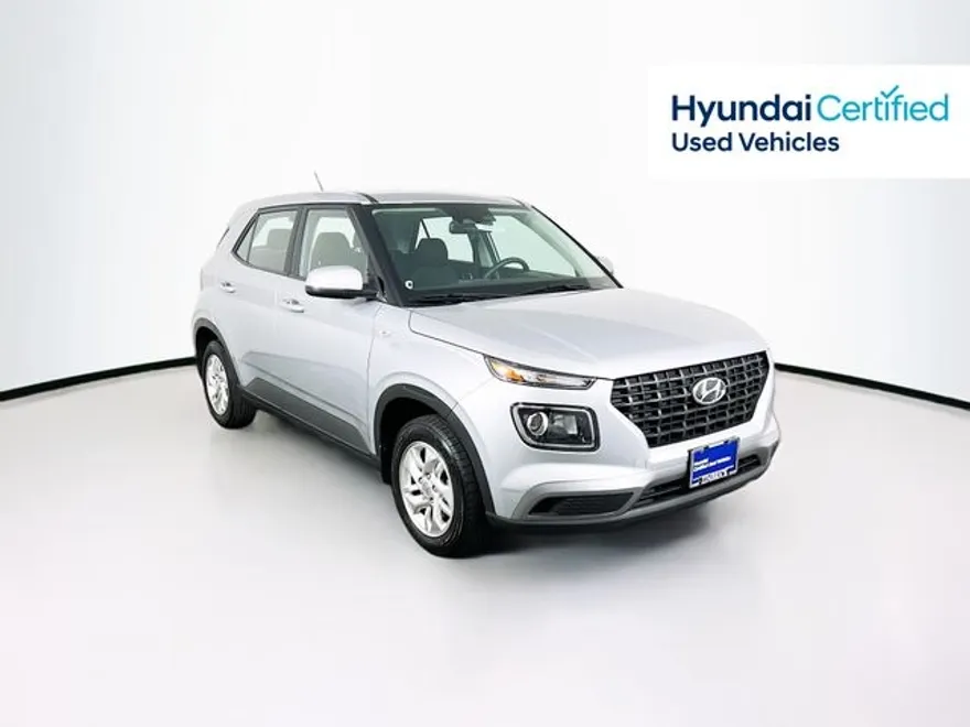2023 Hyundai Venue SE photo 1