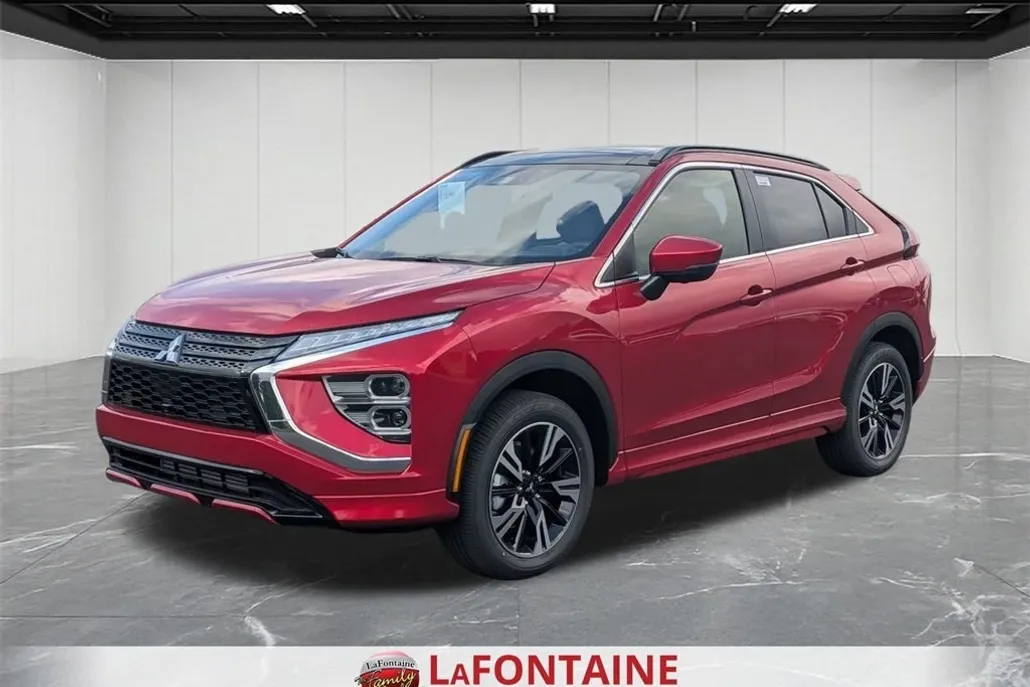 2026 Mitsubishi Eclipse Cross SEL photo 1
