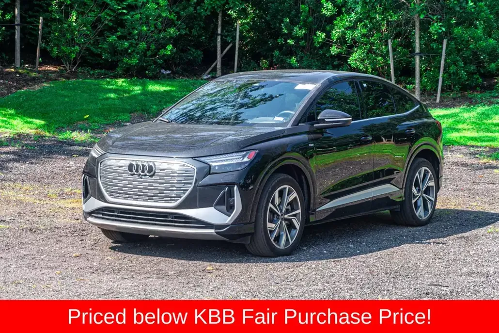 2023 Audi Q4 50 E-tron Prestige photo 1