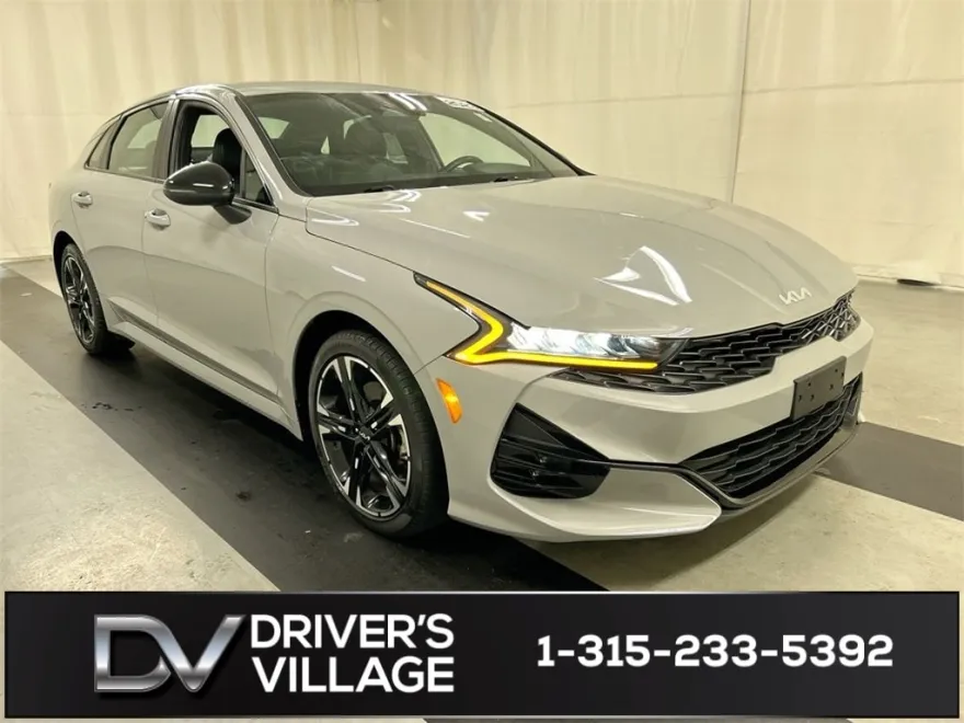 2023 Kia K5 GT-Line photo 1