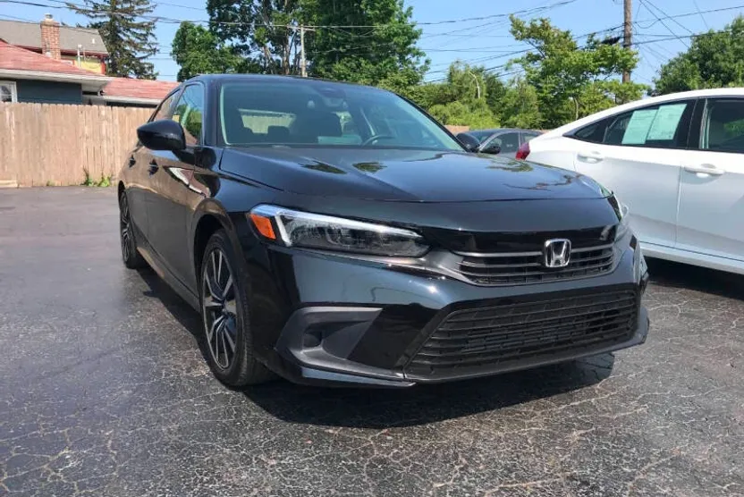 2022 Honda Civic EX photo 1