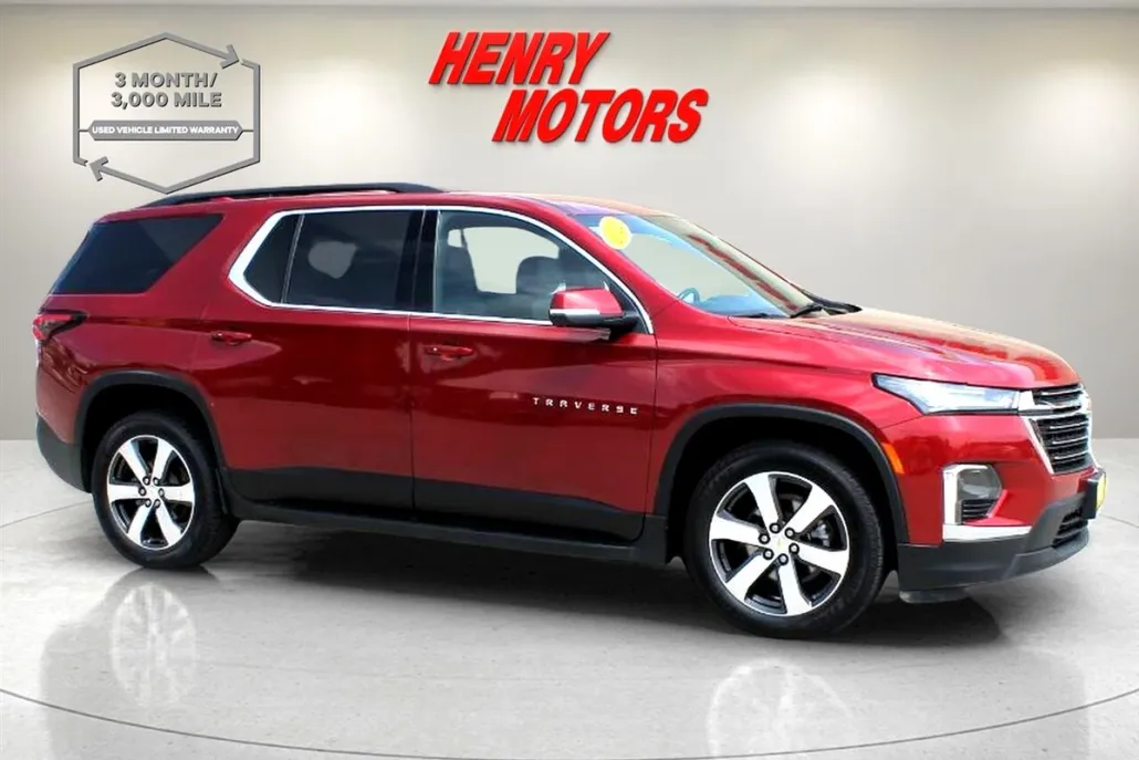 2022 Chevrolet Traverse Leather photo 1