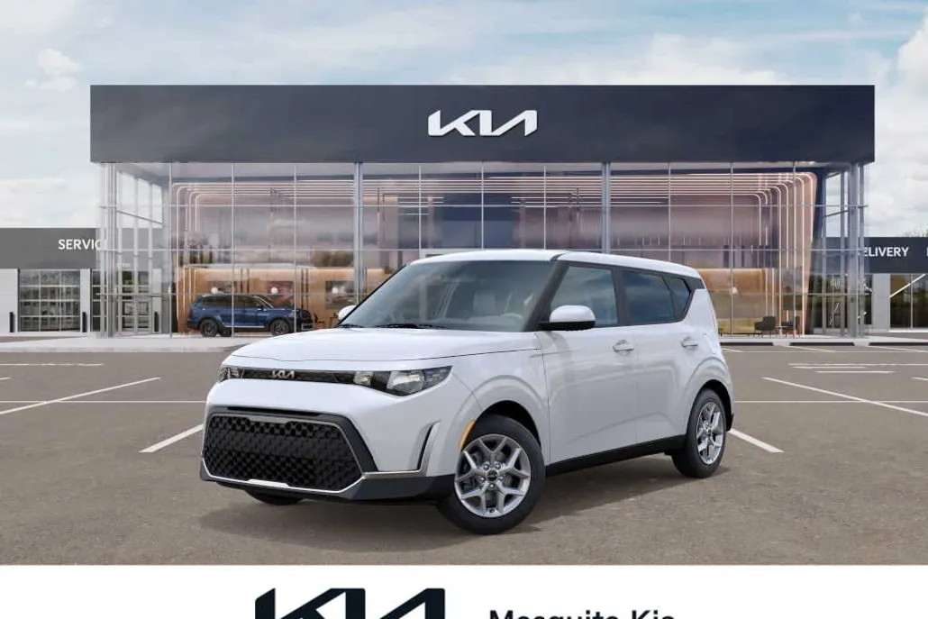 2025 Kia Soul LX photo 1