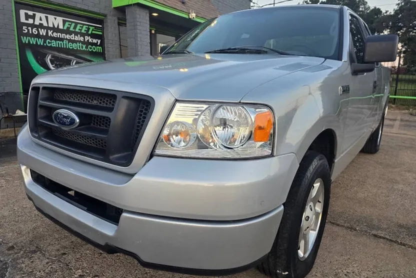 2005 Ford F-150 XL photo 1