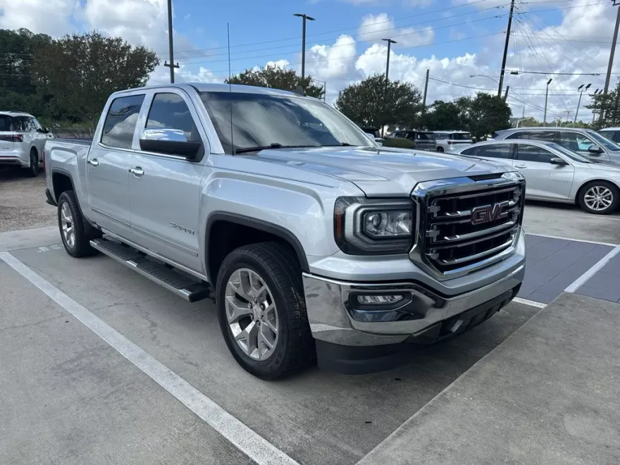 2018 Gmc Sierra 1500 SLT photo 1