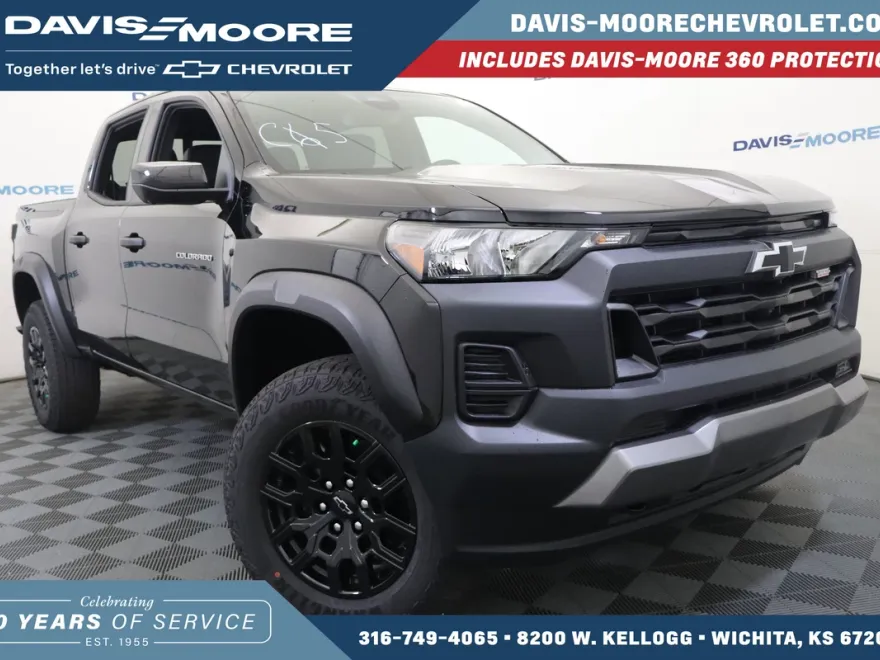 2026 Chevrolet Colorado Trail Boss photo 1