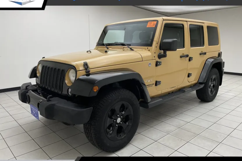 2014 Jeep Wrangler Unlimited Sahara photo 1