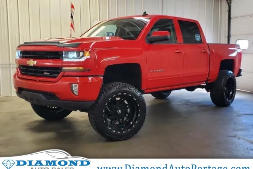 2019 Chevrolet Silverado 1500 Custom photo 1