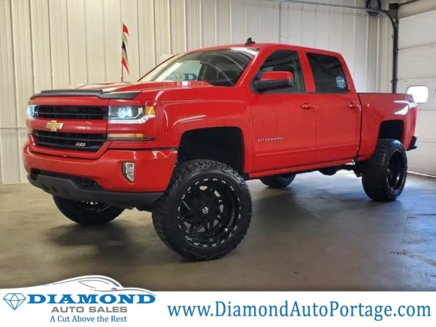 2019 Chevrolet Silverado 1500 Custom photo 1
