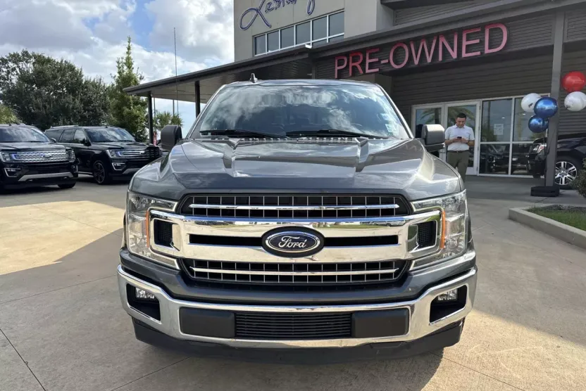 2019 Ford F-150 XLT photo 1