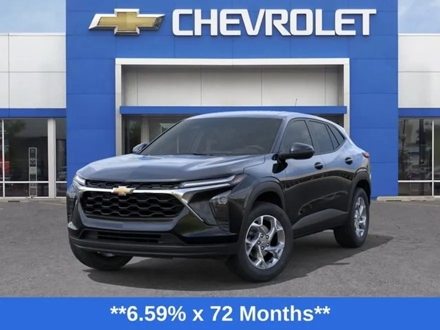 2026 Chevrolet Trax LS photo 1