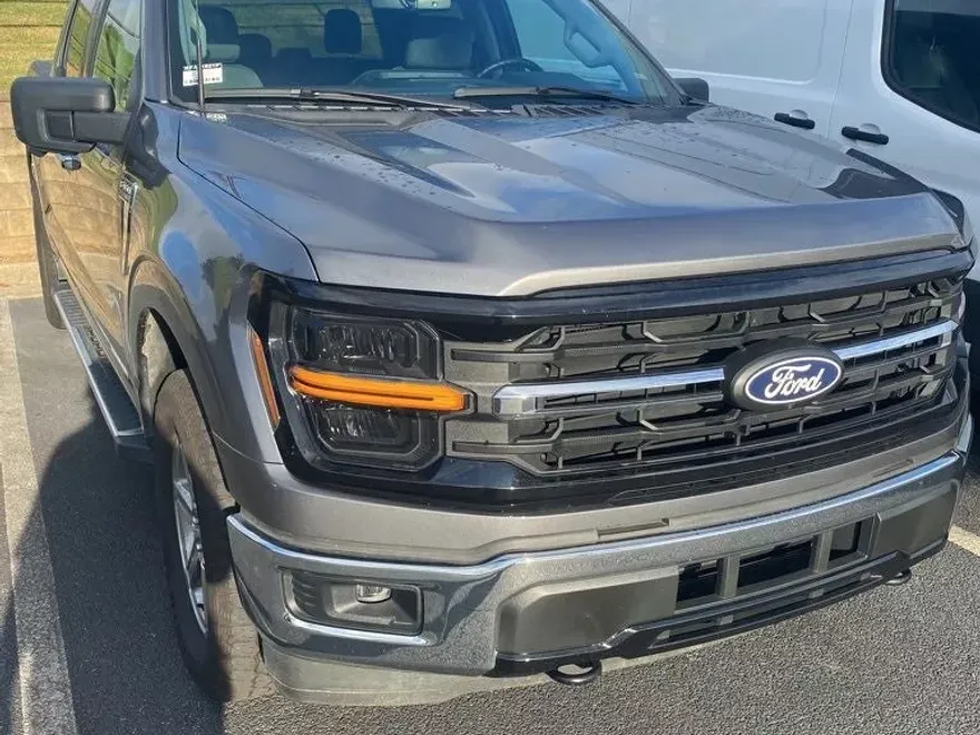 2024 Ford F-150 XLT photo 1