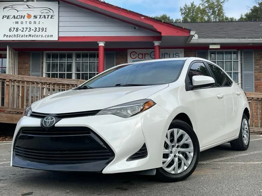 2019 Toyota Corolla XLE XSE photo 1